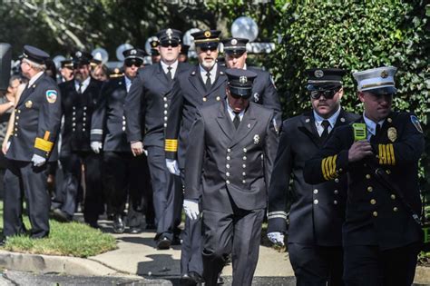 Mourners pack Gabby Petito's funeral as parents give emotional eulogies - ABC News