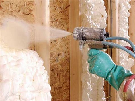 Spray Foam Insulation: Weighing the Benefits and Drawbacks