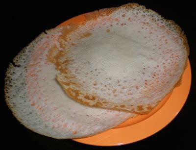 Niya's World: Appam & Egg curry ( Appavum muttacurryum )