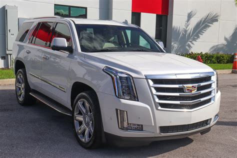 Used Cadillac Escalade - auto.teknodaring