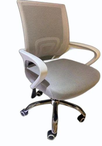 Mesh Executive Chair, Gray,White & Sliver at Rs 8500 in Chennai | ID: 2850762205573