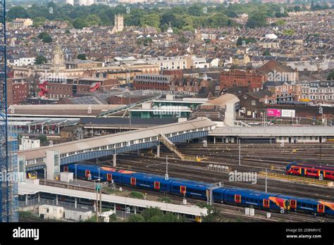 Clapham Junction railway Train station Stock Photo - Alamy