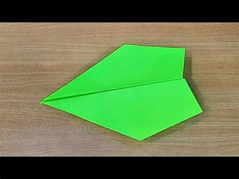 How to Make World's best paper Airplane - The Suzanne World Record 226 feet foldable flight ...