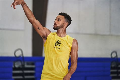 Stephen Curry Lançou Sua Própria Sub-Marca Dentro Da Under Armour ...