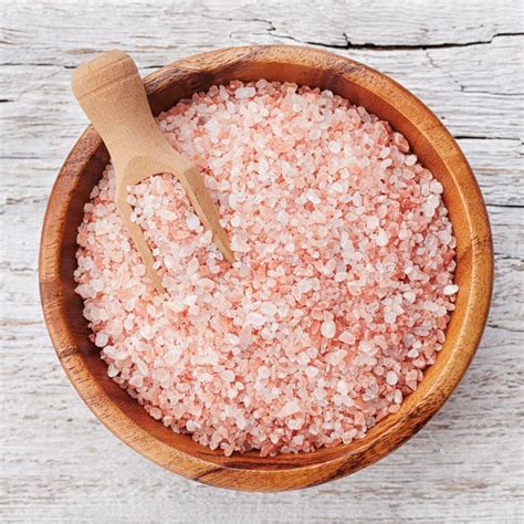 How Himalayan Pink Salt Can Relax Your Body, Boost Electrolytes, and Make Your Skin Glow | Pink ...