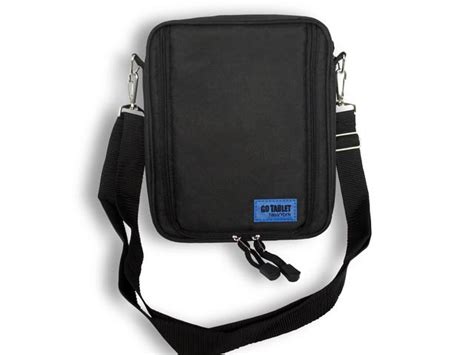 Padded Ballistic Nylon Travel Bag for Original iPad and iPad 2 | Gadgetsin