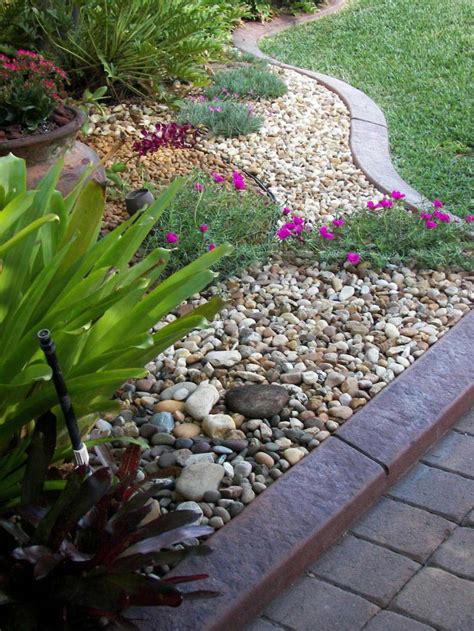 Quiet Corner:Beautiful Rock Garden Ideas - Quiet Corner