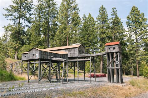 Travel Southern Oregon | Trainspotting at Train Mountain Railroad Museum