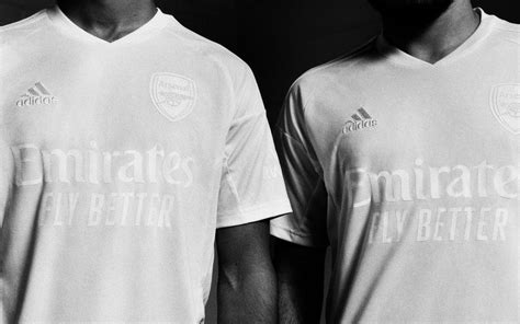 Come on you whites! Arsenal drop their red kit for home match against ...