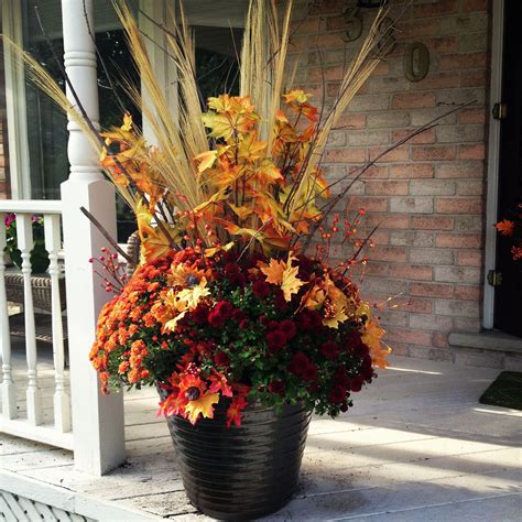 10 Incredible Home Front Porch Flower Planter Ideas — Freshouz Home ...