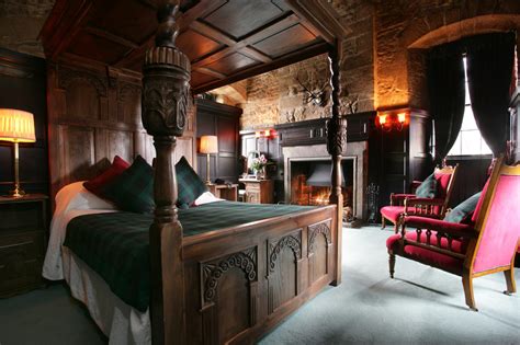 The Old Courtroom Deluxe Room | Dornoch Castle Hotel