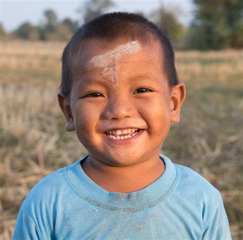 File:Little boy of Laos laughing.jpg - Wikimedia Commons
