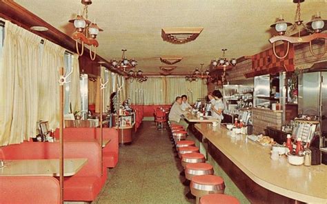 Peter Pank Colonial Diner Interior View - SAYREVILLE NJ - c.1950 - Flashbak