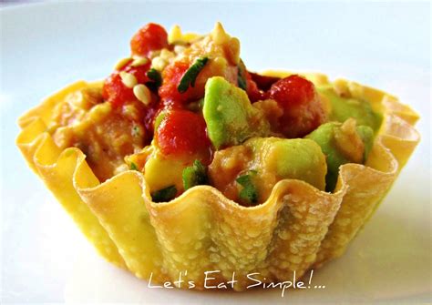 Let's eat......simple!: Spicy Tuna & Avocado Ceviche Mini Cups