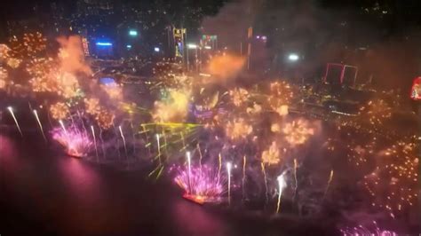 Hong Kong welcomes New Year with city’s largest ever firework display ...