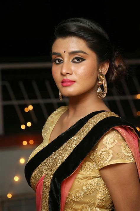 Harini Glamourous Images In Saree At Valayam Movie - IMAGES