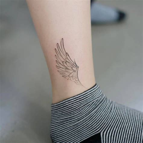 Fine line wing tattoo on the ankle. By Doy, done at Seoul. http://ttoo.co/p/25079 | Trendy ...