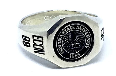 Graduation & Alumni Rings