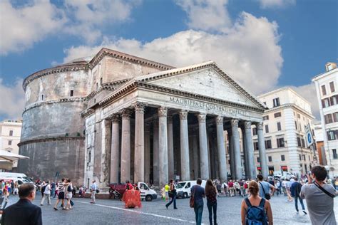 Walking Tour: Vatican to Colosseum - Colosseum Rome Tickets