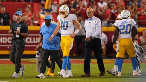 Chargers QB Justin Herbert suffers rib injury before Week 3 vs Jaguars