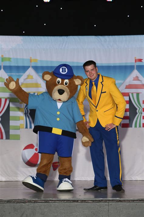 Bradley with the FunStars | Character, Vault boy, Seaside