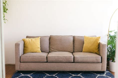 Sofa Bed Repair Near Me / 6 Signs It S Time To Replace Your Couch ...