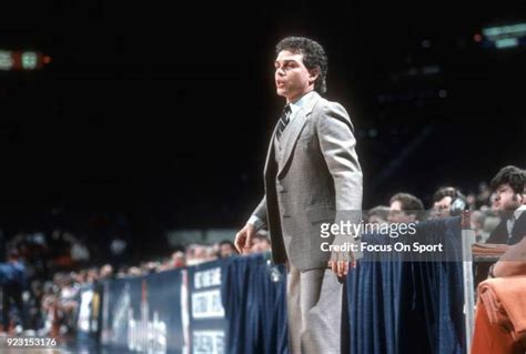 Coach Mike Fratello Photos and Premium High Res Pictures - Getty Images