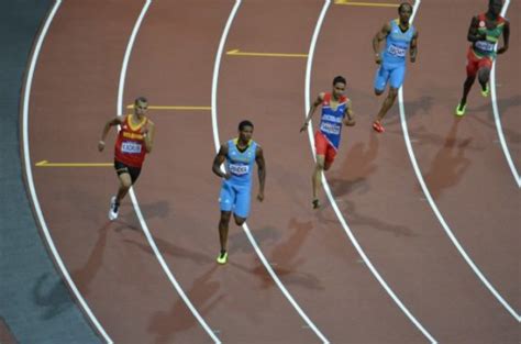 6 Phases of A Perfect 400m Race - stack