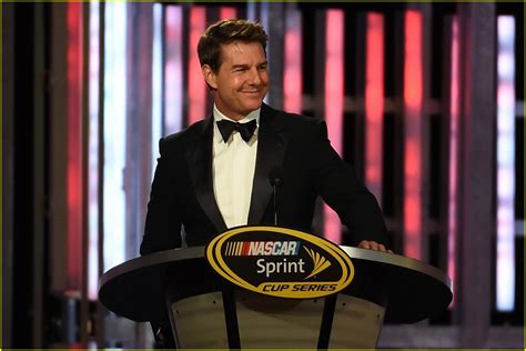 Photo: tom cruise introduces jeff gordon nascar sprint awards 06 ...