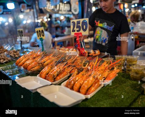 BANGKOK, THAILAND - MAY 21, 2019: Street food at the Train Night Market Ratchada Stock Photo - Alamy