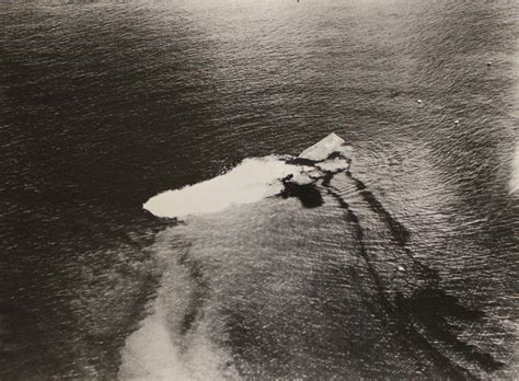 Sinking of the USS Saratoga after the Baker Day Explosion over Bikini Lagoon - PICRYL - Public ...