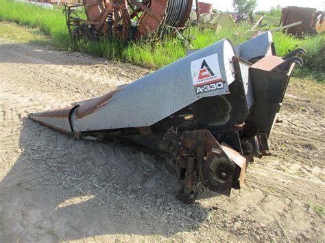 Gleaner A330 Corn Head - $3,000 | Machinery Pete