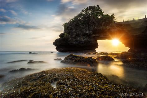 Landscape Photography Sunset at Tanah Lot Bali Indonesia - Singapore event photographer