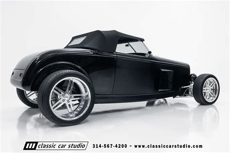 1932 Ford Roadster | Classic Car Studio