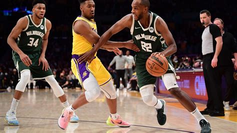 Lakers vs. Bucks live stream: TV channel, how to watch