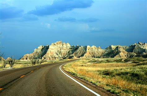 Visit South Dakota: Tour Grand Lanscapes! - Go Look Explore