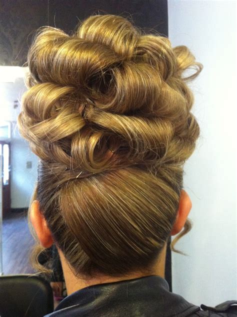 Barrel curl updo | Hair | Pinterest | Updo, Curls and Barrels