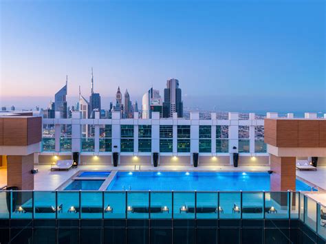 Enjoy all facilities at the Sheraton Grand Hotel Dubai