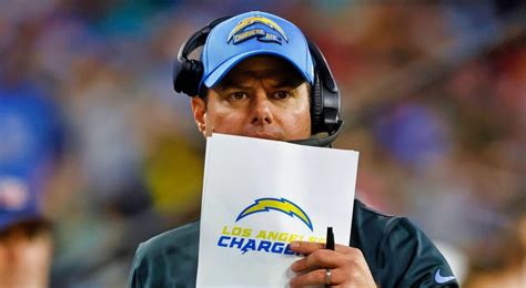 Brandon Staley Has Aged 30 Years Coaching The Chargers (PICS)