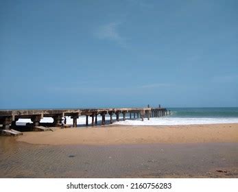 Colachel Beach Old Sea Bridge Kanyakumari Stock Photo 2160756283 ...