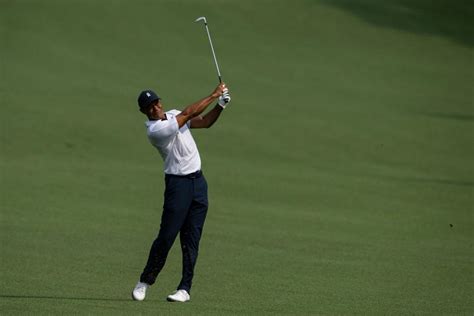 Masters 2023: 8 photos that tell the story of Tiger Woods' frustrating ...