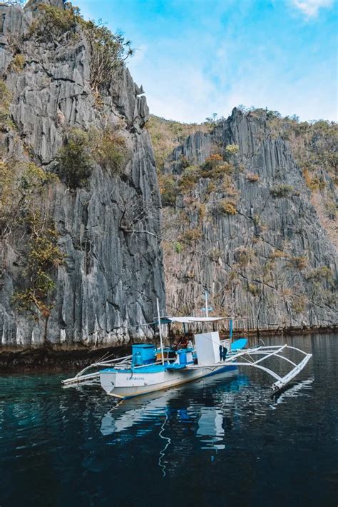 Coron Island Hopping Guide: Tour Overviews & Reviews