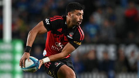 WATCH: Mo'unga dummy sends Burns into touch as Crusaders impress : PlanetRugby