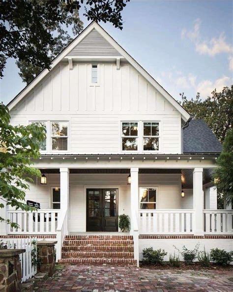 38 Modern Farmhouse Exterior Designs – Home Addict