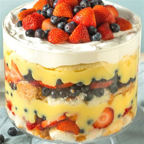 Easy Fruit Trifle | Lovefoodies