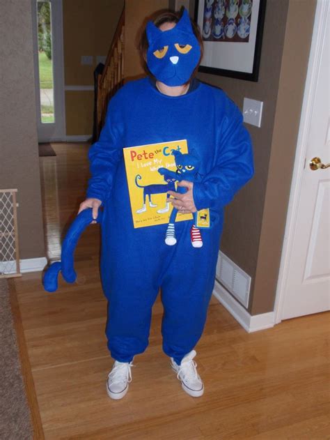 Pete the cat costume, Pete the cat, Pete the cats