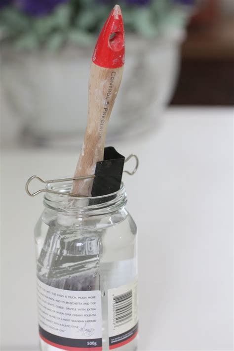 Lilyfield Life: How to Clean your Paint Brush with Vinegar