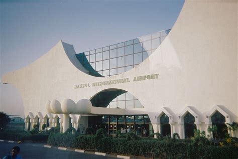 Aeropuerto Banjul. BJL. GBYD. Sitio Oficial.