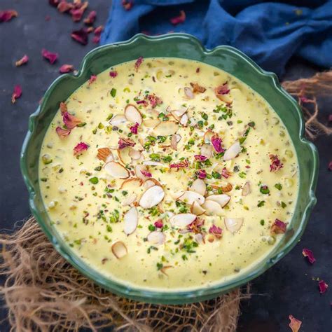 Sabudana Kheer Recipe (Step by Step + Video) - Whiskaffair