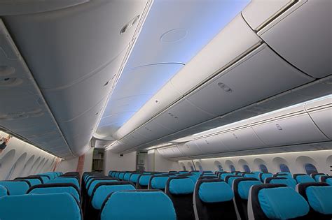 Boeing Offers First Look At Actual 787 Interior | WIRED